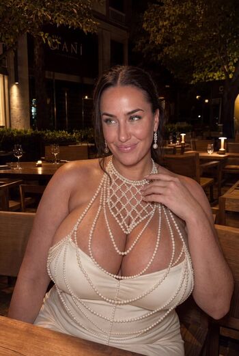 Full leaked Noura aboubou private photo