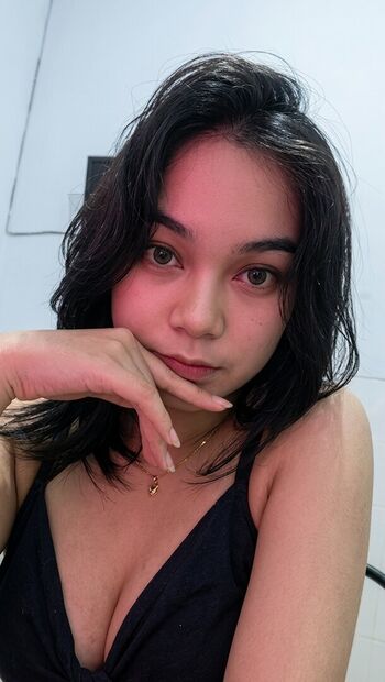 Full leaked Nova awalani private photo