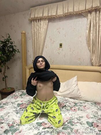 Full leaked Nova bby page private onlyfans photo