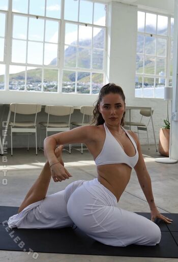 Full leaked Nova elodie sarrailh private photo