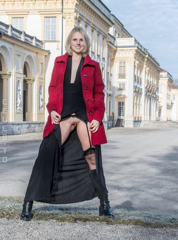 Full leaked Nude in public page private onlyfans photo