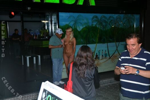 Full leaked Nude in public page private onlyfans photo