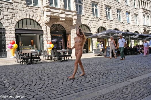 Full leaked Nude in public page private photo
