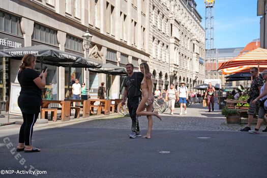 Full leaked Nude in public page private photo