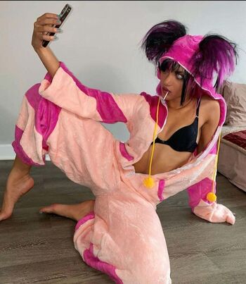 Full leaked Numochiii  page private onlyfans photo