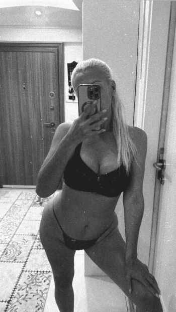 Full leaked Nurcan bingl page private photo