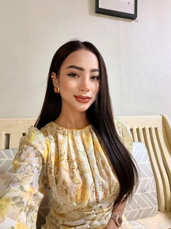 Full leaked Nurlynnazureen private onlyfans photo