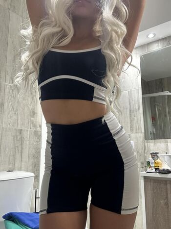 Full leaked Nxtdoormuse private onlyfans photo