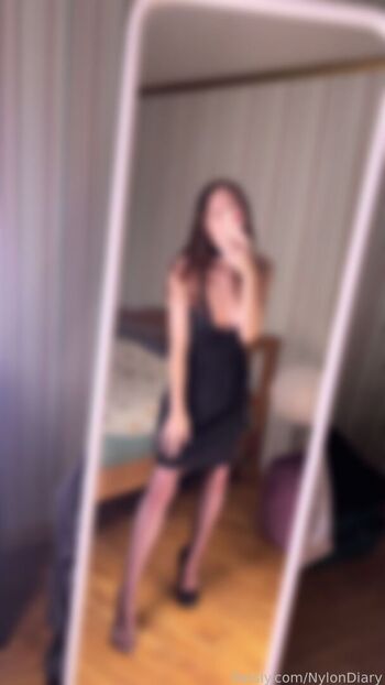 Full leaked Nylondiary private photo