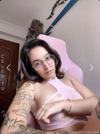 Full leaked Nyukix private photo