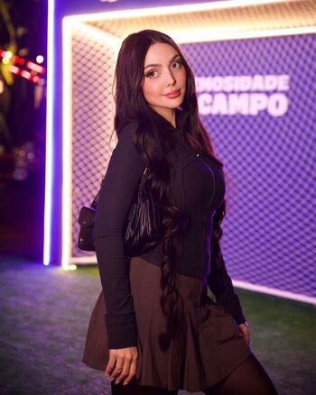 Full leaked Nyvi estephan private photo