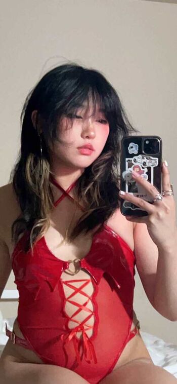 Full leaked Offbrandtea private onlyfans photo