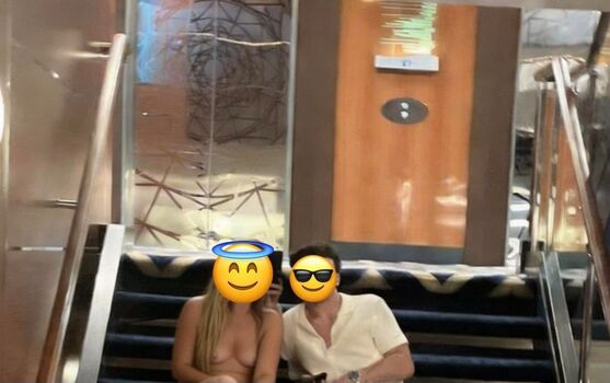 Full leaked Officewife private photo