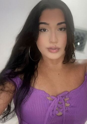 official.latiiinamamiii