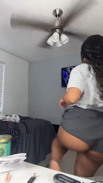 Full leaked Official sianna page private onlyfans photo