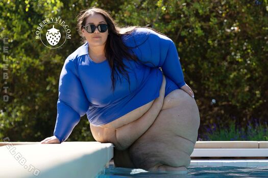 Full leaked Officialboberry private onlyfans photo