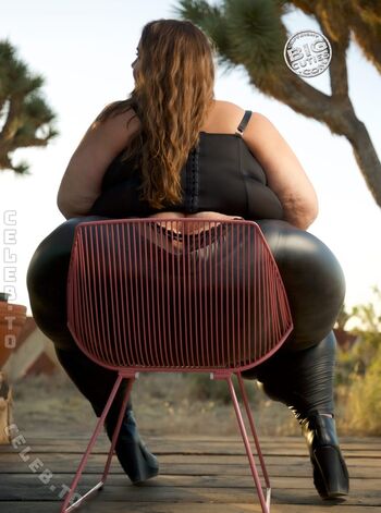 Full leaked Officialboberry private onlyfans photo