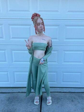 Full leaked Officialshayydee  page private photo