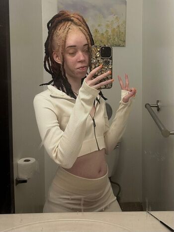 Full leaked Officialshayydee private photo