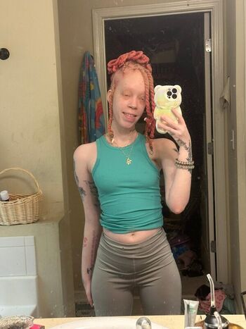 Full leaked Officialshayydee private photo