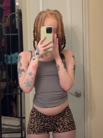Full leaked Officialshayydee private photo