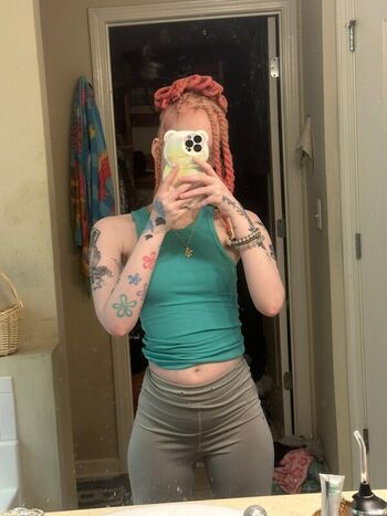 Full leaked Officialshayydee private photo