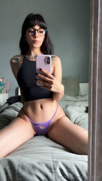 Full leaked Ofluststar private onlyfans photo