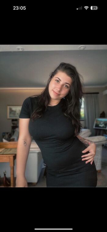 Full leaked Ohheysarahjay private onlyfans photo