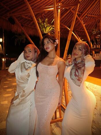 Full leaked Oklinfia private onlyfans photo