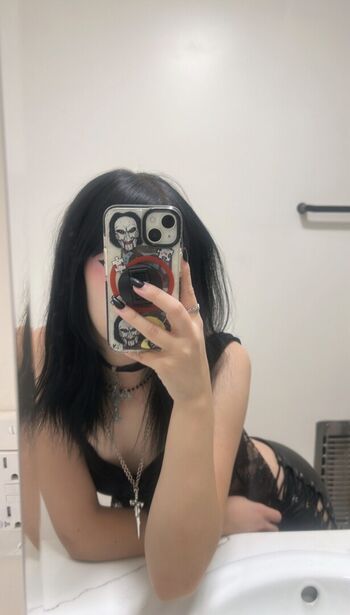 Full leaked Okneesuh private onlyfans photo