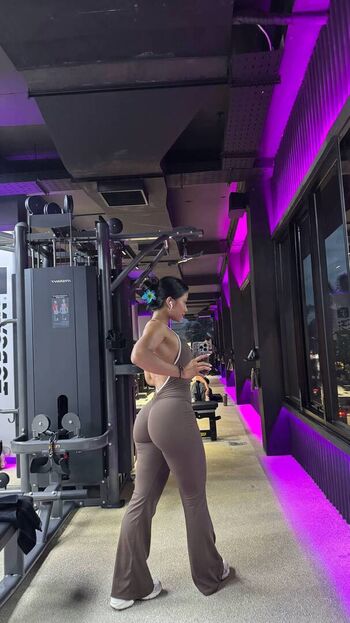 Full leaked Okyyoliviaa private photo