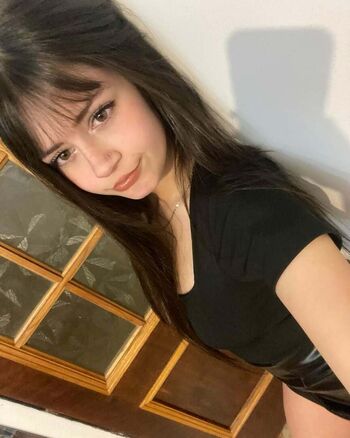 Full leaked Oli cassab private onlyfans photo