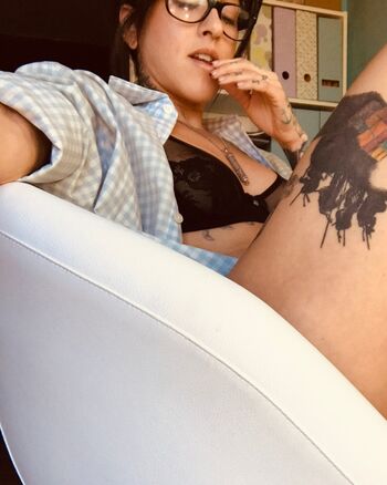 Full leaked Olivia black private onlyfans photo