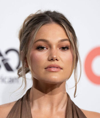 Full leaked Olivia holt page private onlyfans photo