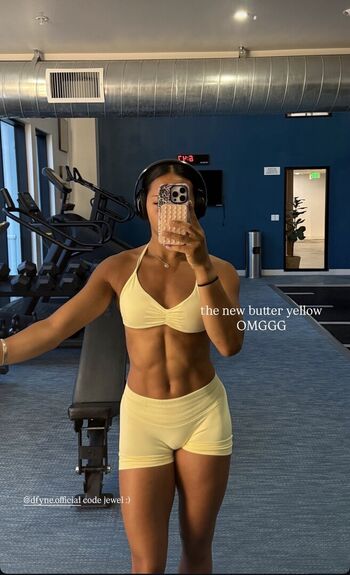 Full leaked Olivia jewel private onlyfans photo