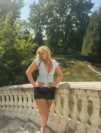 Full leaked Olivia kuehner private photo