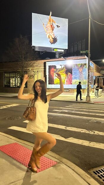 Full leaked Olivia rodrigo page private photo