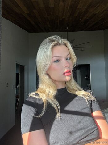 Full leaked Oliviagreenxx page private photo