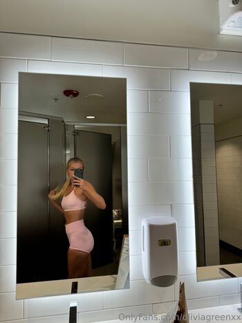 Full leaked Oliviagreenxx private photo