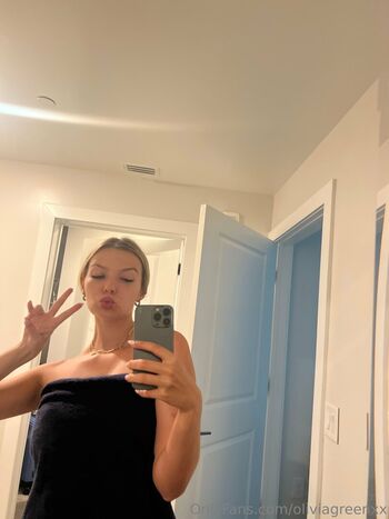 Full leaked Oliviagreenxx private photo