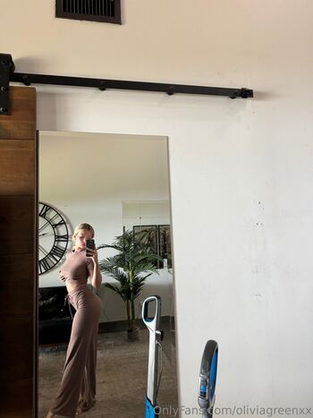 Full leaked Oliviagreenxx private photo