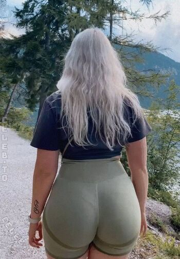 Full leaked Oliviahbls page private onlyfans photo