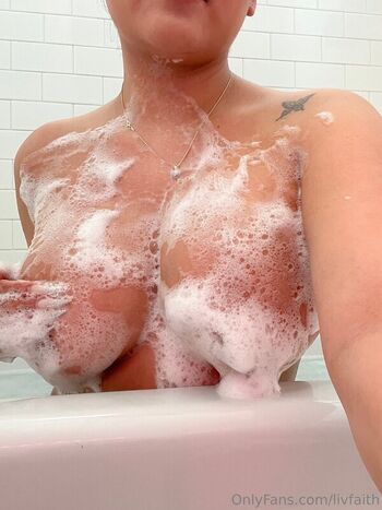 Full leaked Oliviaherrerrra private photo
