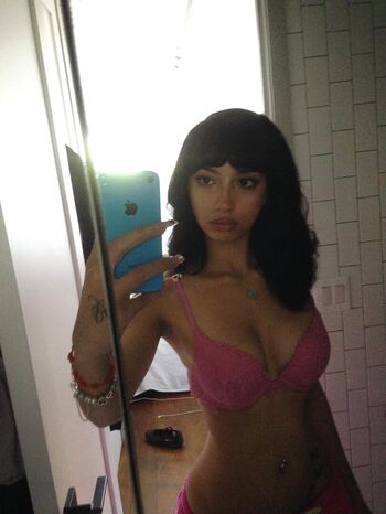 Full leaked Oliviaraynn private photo