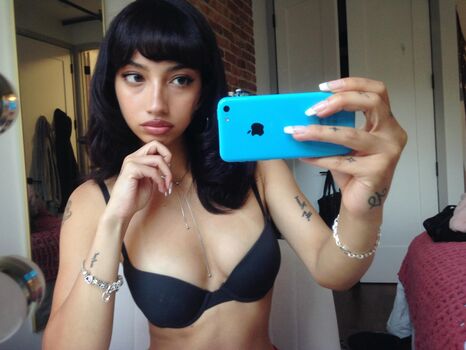 Full leaked Oliviaraynn private photo