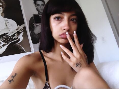 Full leaked Oliviaraynn private photo
