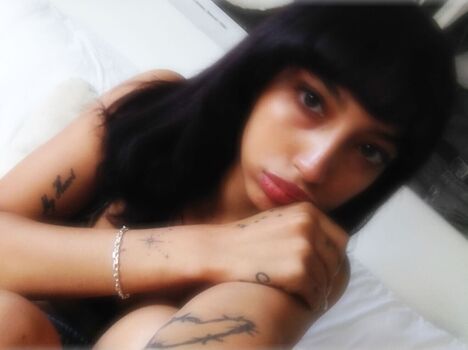 Full leaked Oliviaraynn private photo