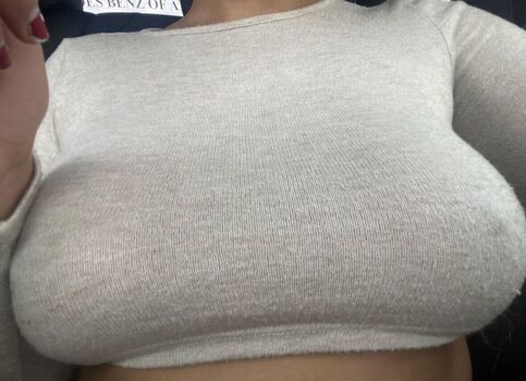 Full leaked Omaima benamre private photo