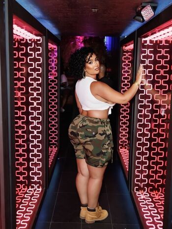 Full leaked Omaima benamre private photo