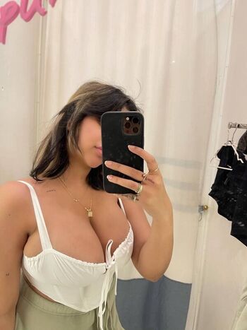 Full leaked Omglove private photo